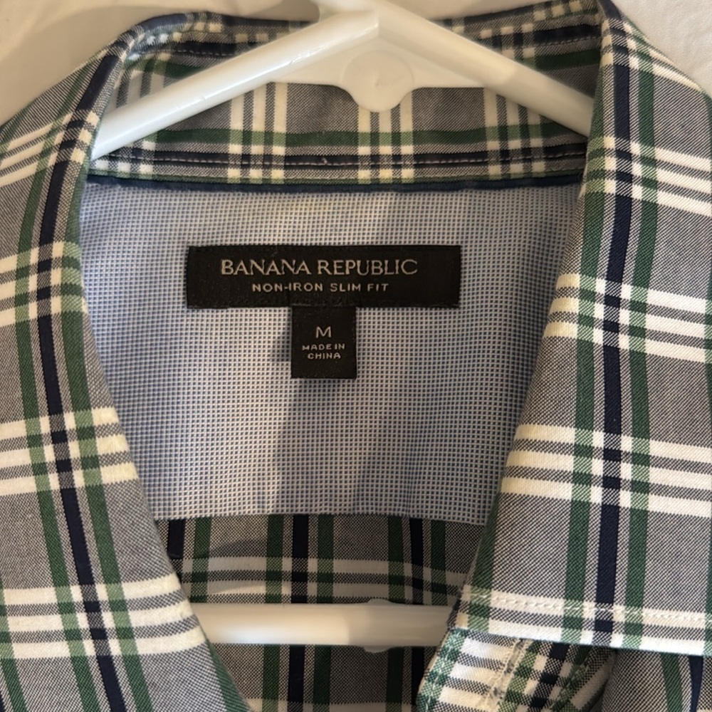 Banana Republic non-iron slim fit size M dress shirt 👔